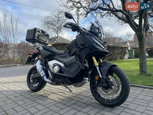 Черный Хонда X-ADV 750, объемом двигателя 0.75 л и пробегом 2 тыс. км за 12000 $, фото 10 на Automoto.ua