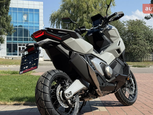 Хонда X-ADV 750, объемом двигателя 0 л и пробегом 0 тыс. км за 13028 $, фото 5 на Automoto.ua