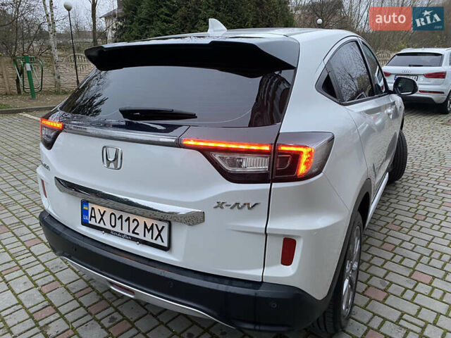 Белый Хонда X-NV, объемом двигателя 0 л и пробегом 88 тыс. км за 15000 $, фото 10 на Automoto.ua
