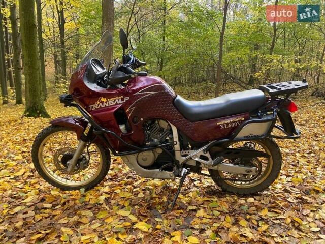 Хонда XL 600V Transalp 1996 в Виннице на Automoto.ua Красный Хонда XL 600V Transalp, объемом двигателя 0.58 л и пробегом 87 тыс. км за 3200 $, фото 6 на Automoto.ua