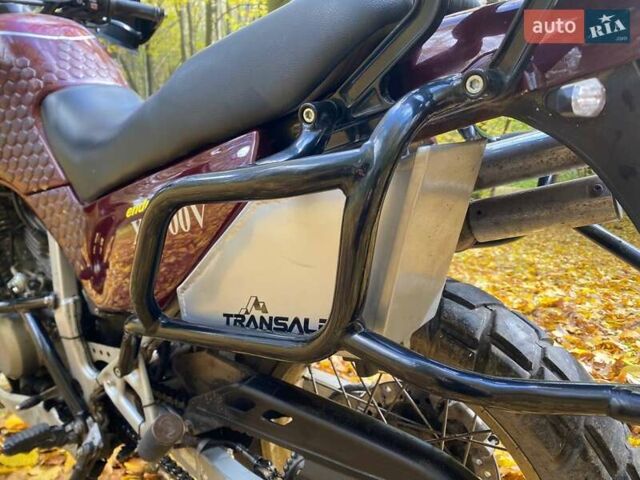 Хонда XL 600V Transalp 1996 в Виннице на Automoto.ua Красный Хонда XL 600V Transalp, объемом двигателя 0.58 л и пробегом 87 тыс. км за 3200 $, фото 12 на Automoto.ua