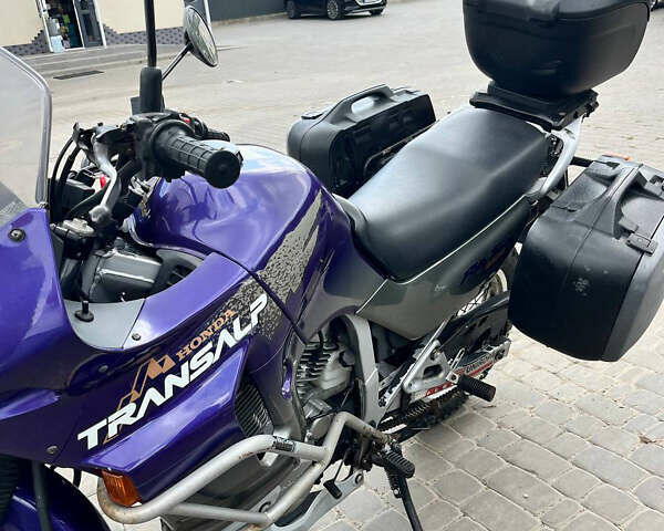 Хонда XL 600V Transalp, объемом двигателя 0.6 л и пробегом 66 тыс. км за 4100 $, фото 5 на Automoto.ua