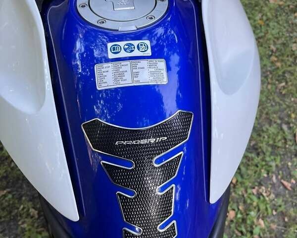 Белый Хонда XL 700V Transalp, объемом двигателя 0.68 л и пробегом 37 тыс. км за 6300 $, фото 4 на Automoto.ua