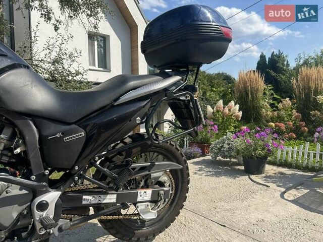 Черный Хонда XL 700V Transalp, объемом двигателя 0.68 л и пробегом 51 тыс. км за 6900 $, фото 5 на Automoto.ua