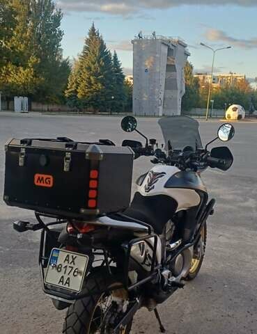 Хонда XL 700V Transalp, об'ємом двигуна 0.7 л та пробігом 31 тис. км за 6500 $, фото 11 на Automoto.ua