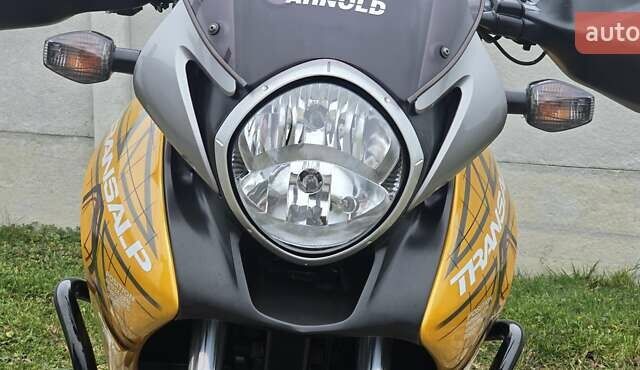 Хонда XL 700V Transalp, об'ємом двигуна 0.68 л та пробігом 38 тис. км за 6120 $, фото 17 на Automoto.ua