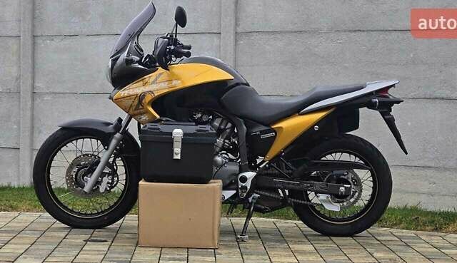 Хонда XL 700V Transalp, об'ємом двигуна 0.68 л та пробігом 38 тис. км за 6120 $, фото 1 на Automoto.ua