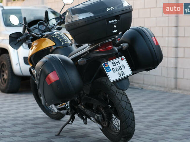 Жовтий Хонда XL 700V Transalp, об'ємом двигуна 0.7 л та пробігом 75 тис. км за 5800 $, фото 3 на Automoto.ua