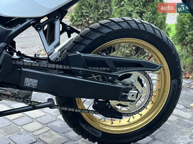 Белый Хонда XL 750 Transalp, объемом двигателя 0.75 л и пробегом 3 тыс. км за 11500 $, фото 25 на Automoto.ua