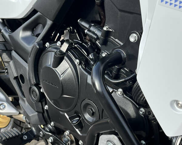 Белый Хонда XL 750 Transalp, объемом двигателя 0.75 л и пробегом 3 тыс. км за 11500 $, фото 6 на Automoto.ua
