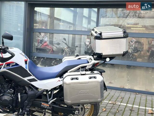 Белый Хонда XL 750 Transalp, объемом двигателя 0.76 л и пробегом 1 тыс. км за 12900 $, фото 4 на Automoto.ua