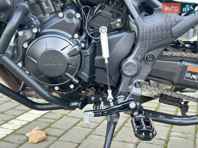 Белый Хонда XL 750 Transalp, объемом двигателя 0.76 л и пробегом 1 тыс. км за 12900 $, фото 26 на Automoto.ua