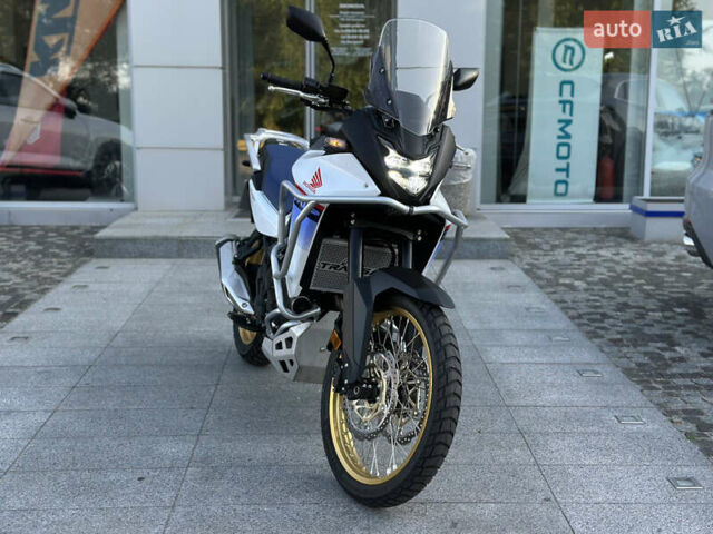 Білий Хонда XL 750 Transalp, об'ємом двигуна 0.76 л та пробігом 8 тис. км за 10999 $, фото 6 на Automoto.ua