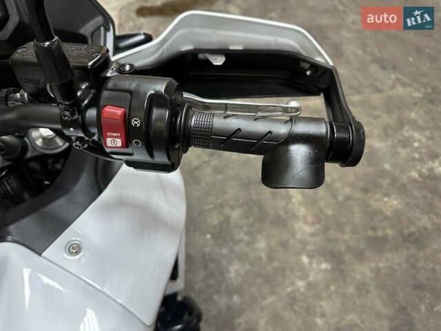 Хонда XL 750 Transalp, об'ємом двигуна 0 л та пробігом 3 тис. км за 9900 $, фото 4 на Automoto.ua