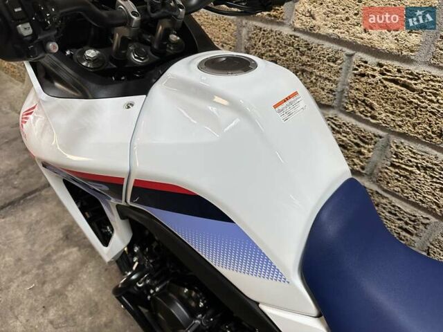 Хонда XL 750 Transalp, об'ємом двигуна 0 л та пробігом 3 тис. км за 9900 $, фото 14 на Automoto.ua