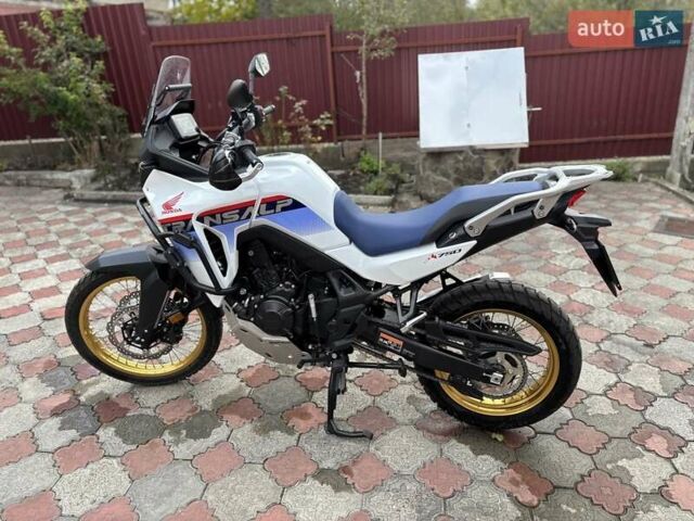 Хонда XL 750V Transalp 2025 в Львове на Automoto.ua Белый Хонда XL 750V Transalp, объемом двигателя 0.76 л и пробегом 1 тыс. км за 11000 $, фото 2 на Automoto.ua