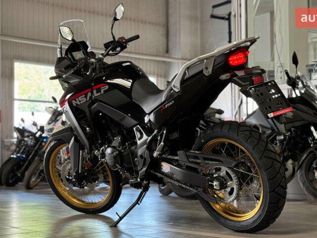 Хонда XL 750V Transalp, объемом двигателя 0 л и пробегом 0 тыс. км за 11812 $, фото 4 на Automoto.ua