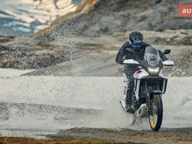 Хонда XL 750V Transalp, об'ємом двигуна 0 л та пробігом 0 тис. км за 11574 $, фото 13 на Automoto.ua
