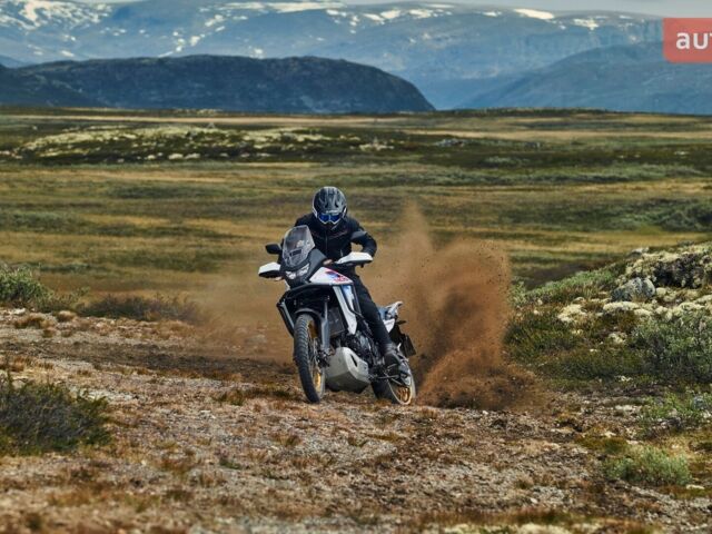 Хонда XL 750V Transalp, об'ємом двигуна 0 л та пробігом 0 тис. км за 11574 $, фото 16 на Automoto.ua