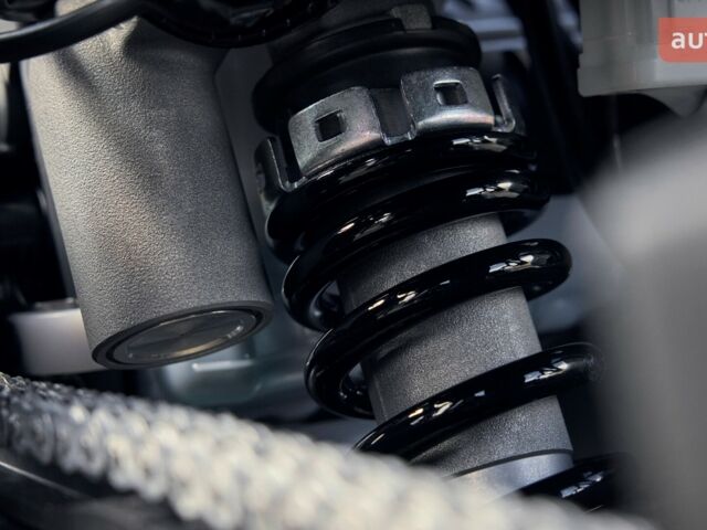 Хонда XL 750V Transalp, об'ємом двигуна 0 л та пробігом 0 тис. км за 11574 $, фото 18 на Automoto.ua