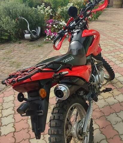Красный Хонда XR 125L, объемом двигателя 0.13 л и пробегом 21 тыс. км за 1630 $, фото 8 на Automoto.ua