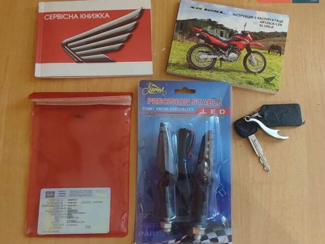 Красный Хонда XR 125L, объемом двигателя 0.13 л и пробегом 21 тыс. км за 1630 $, фото 2 на Automoto.ua