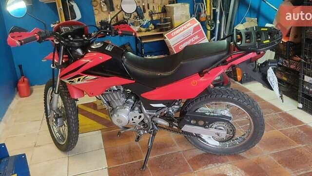 Красный Хонда XR 125L, объемом двигателя 0.13 л и пробегом 20 тыс. км за 1500 $, фото 7 на Automoto.ua