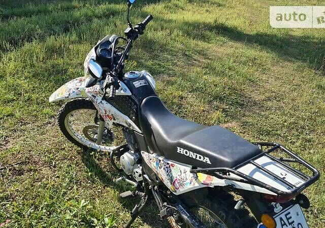 Білий Хонда XR 150, об'ємом двигуна 0.15 л та пробігом 20 тис. км за 1900 $, фото 6 на Automoto.ua