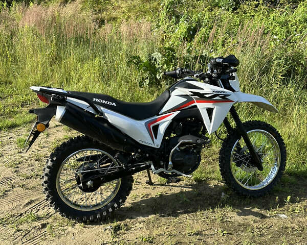 Белый Хонда XR 190 L, объемом двигателя 0.18 л и пробегом 1 тыс. км за 3200 $, фото 15 на Automoto.ua
