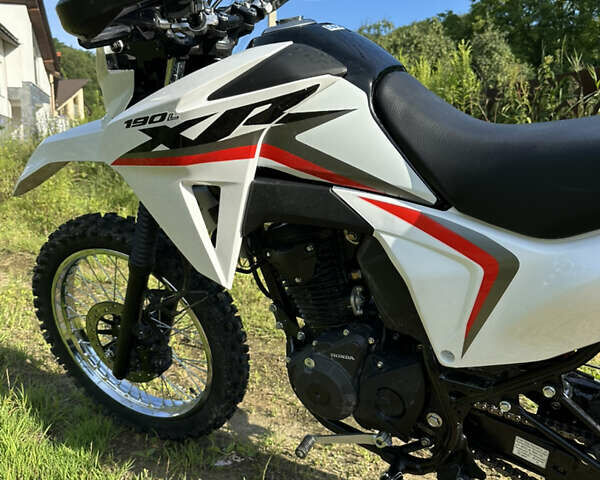 Белый Хонда XR 190 L, объемом двигателя 0.18 л и пробегом 1 тыс. км за 3200 $, фото 12 на Automoto.ua
