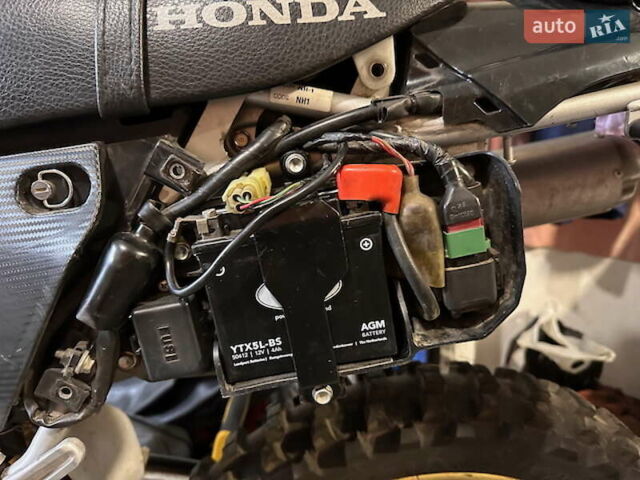 Черный Хонда XR 250 Tornado, объемом двигателя 0.2 л и пробегом 22 тыс. км за 3900 $, фото 60 на Automoto.ua