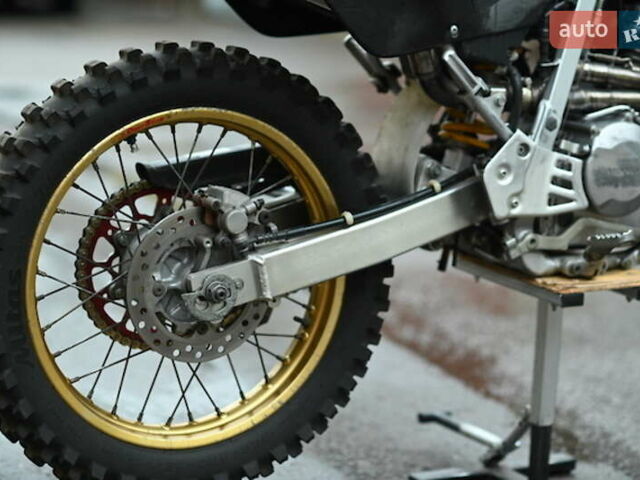 Черный Хонда XR 250 Tornado, объемом двигателя 0.2 л и пробегом 22 тыс. км за 3900 $, фото 10 на Automoto.ua