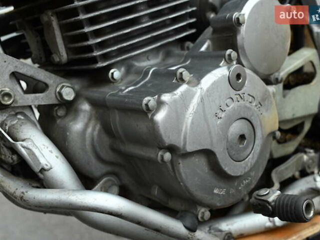 Черный Хонда XR 250 Tornado, объемом двигателя 0.2 л и пробегом 22 тыс. км за 3900 $, фото 27 на Automoto.ua