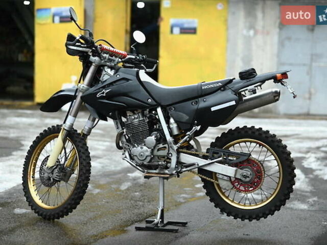 Черный Хонда XR 250 Tornado, объемом двигателя 0.2 л и пробегом 22 тыс. км за 3900 $, фото 4 на Automoto.ua