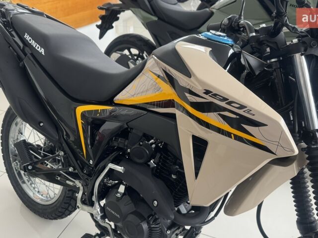 купить новое авто Хонда XRE 190 2025 года от официального дилера «Форсаж авто» Хонда фото
