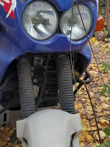 Білий Хонда XRV 750 Africa Twin, об'ємом двигуна 0.74 л та пробігом 72 тис. км за 2600 $, фото 3 на Automoto.ua