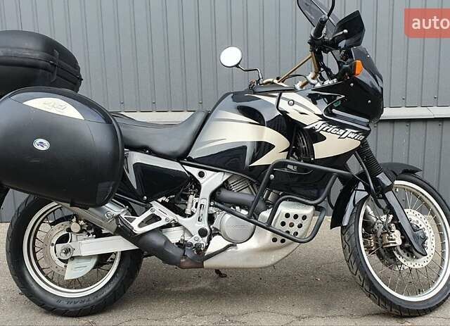 Черный Хонда XRV 750 Africa Twin, объемом двигателя 0.75 л и пробегом 33 тыс. км за 7000 $, фото 4 на Automoto.ua