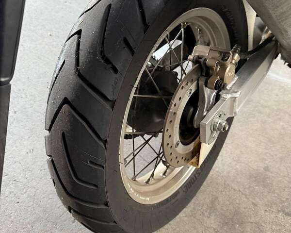 Красный Хонда XRV 750 Africa Twin, объемом двигателя 0.75 л и пробегом 21 тыс. км за 8000 $, фото 11 на Automoto.ua