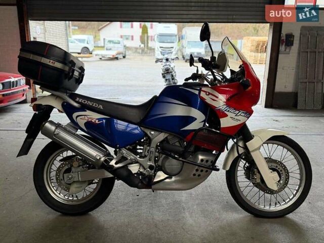 Червоний Хонда XRV 750 Africa Twin, об'ємом двигуна 0.75 л та пробігом 21 тис. км за 8000 $, фото 1 на Automoto.ua