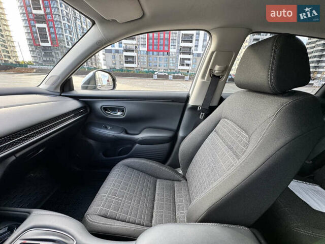 Белый Хонда ZR-V, объемом двигателя 1.99 л и пробегом 21 тыс. км за 33750 $, фото 8 на Automoto.ua