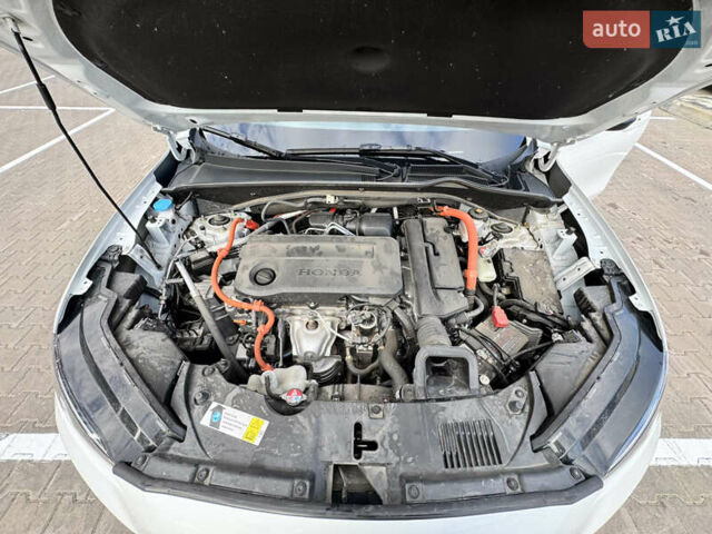 Белый Хонда ZR-V, объемом двигателя 1.99 л и пробегом 21 тыс. км за 33750 $, фото 5 на Automoto.ua