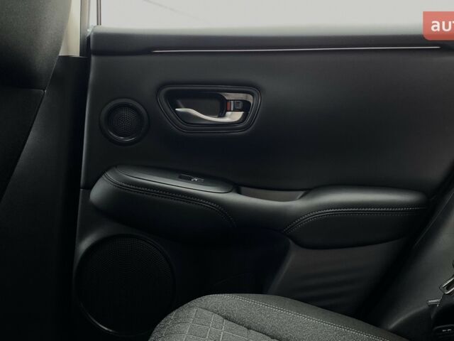 Хонда ZR-V 2023 в Киеве на Automoto.ua Хонда ZR-V, объемом двигателя 1.99 л и пробегом 0 тыс. км за 35543 $, фото 53 на Automoto.ua
