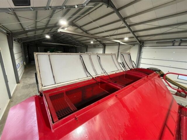 Красный Хорш 18.50 SW, объемом двигателя 0 л и пробегом 0 тыс. км за 97363 $, фото 5 на Automoto.ua