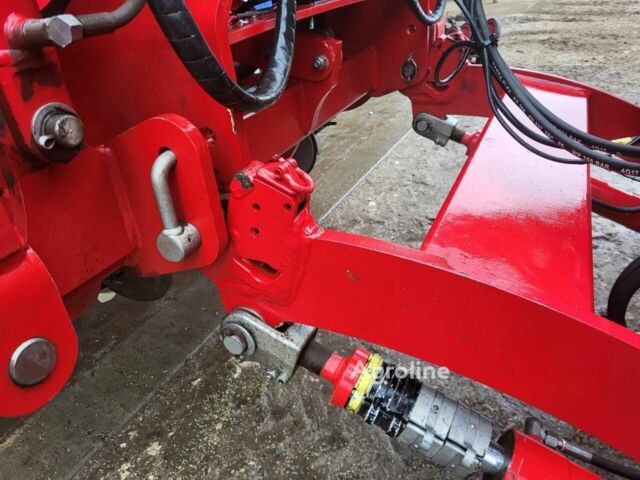 Червоний Хорш Другая, об'ємом двигуна 0 л та пробігом 0 тис. км за 170896 $, фото 12 на Automoto.ua