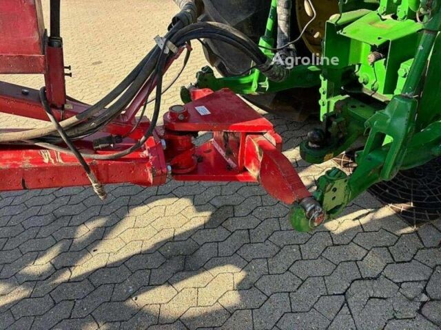 Хорш Другая 2008 в Звенигородка на Automoto.ua Красный Хорш Другая, объемом двигателя 0 л и пробегом 0 тыс. км за 34887 $, фото 7 на Automoto.ua