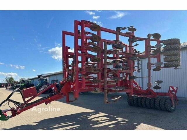 Хорш Другая 2008 в Звенигородка на Automoto.ua Красный Хорш Другая, объемом двигателя 0 л и пробегом 0 тыс. км за 34887 $, фото 5 на Automoto.ua