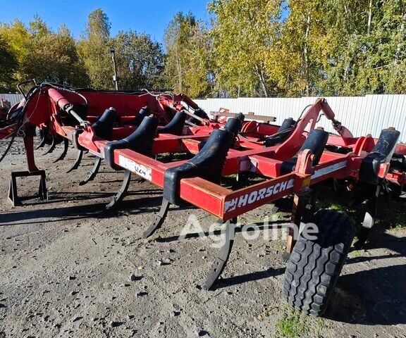 Хорш Другая 2011 в Шепетовке на Automoto.ua Красный Хорш Другая, объемом двигателя 0 л и пробегом 0 тыс. км за 20968 $, фото 5 на Automoto.ua