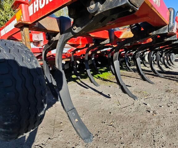 Хорш Другая 2011 в Шепетовке на Automoto.ua Красный Хорш Другая, объемом двигателя 0 л и пробегом 0 тыс. км за 20968 $, фото 23 на Automoto.ua