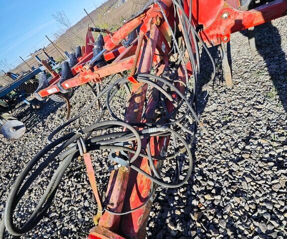 Червоний Хорш Другая, об'ємом двигуна 0 л та пробігом 0 тис. км за 19187 $, фото 28 на Automoto.ua