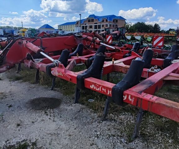 Червоний Хорш Другая, об'ємом двигуна 0 л та пробігом 0 тис. км за 21247 $, фото 1 на Automoto.ua